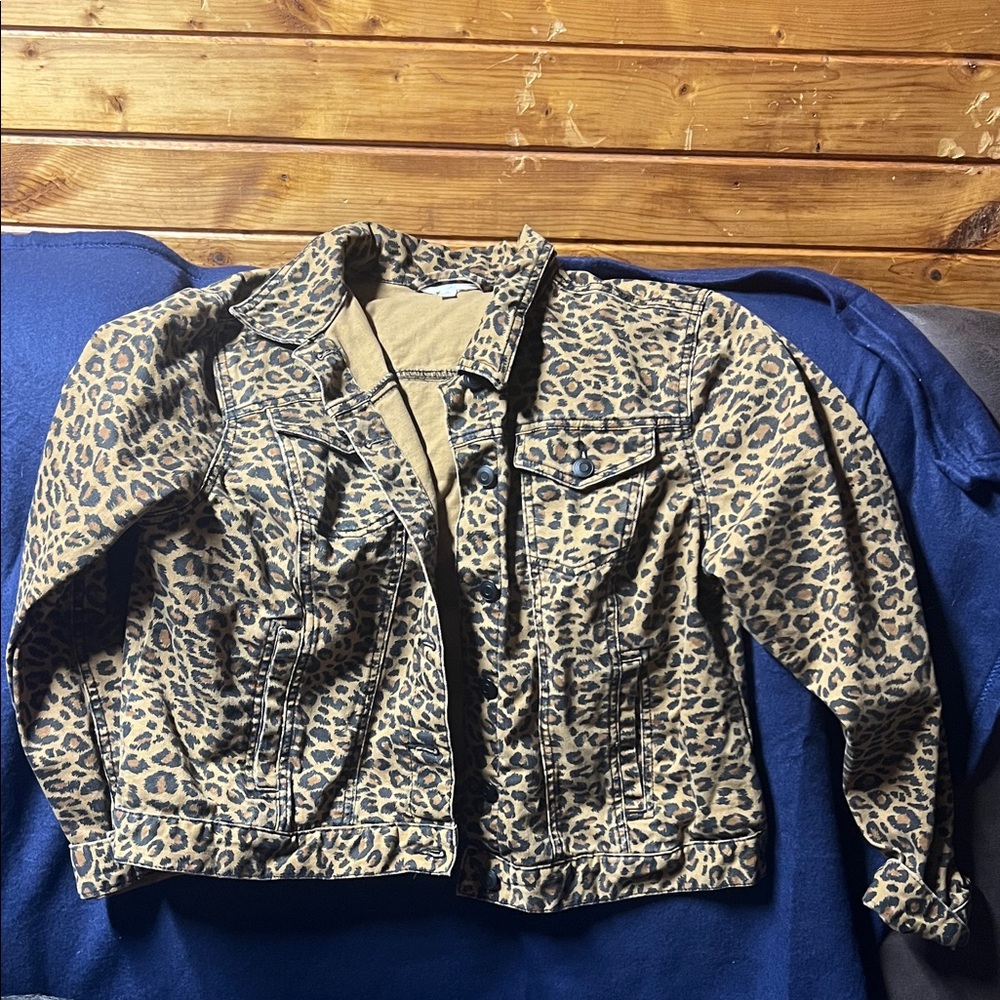 Time and Tru Blue and Tan Leopard Print Jacket